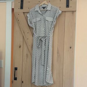 Banana Republic Black and White Geometric Midi Dress